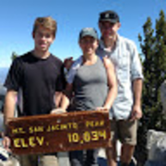 Meet your Posher, Jennifer - Picture 1 of 1